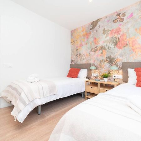 Soler Apartments 圣阿德里安-德贝索斯 外观 照片