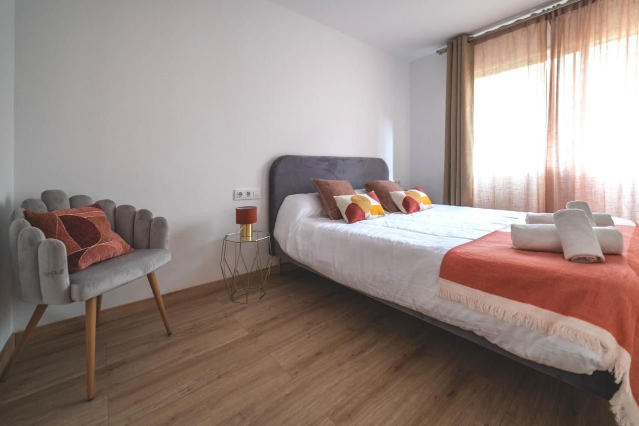 Soler Apartments 圣阿德里安-德贝索斯 外观 照片
