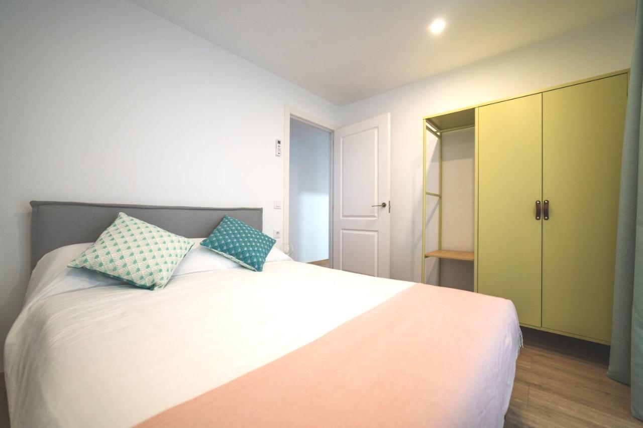 Soler Apartments 圣阿德里安-德贝索斯 外观 照片