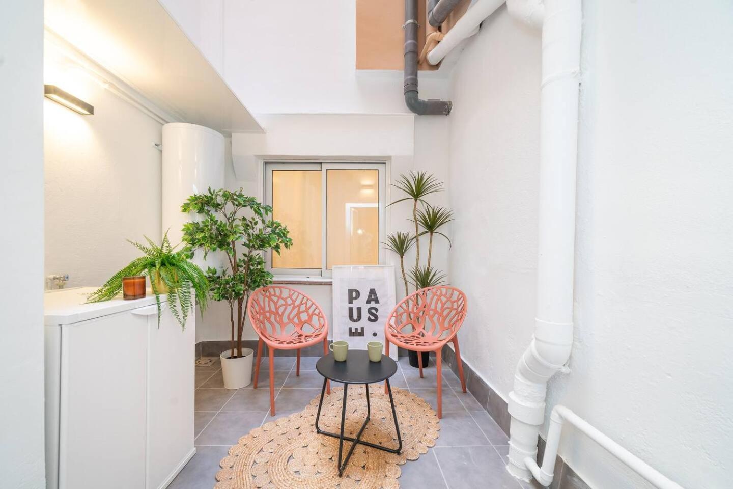 Soler Apartments 圣阿德里安-德贝索斯 外观 照片