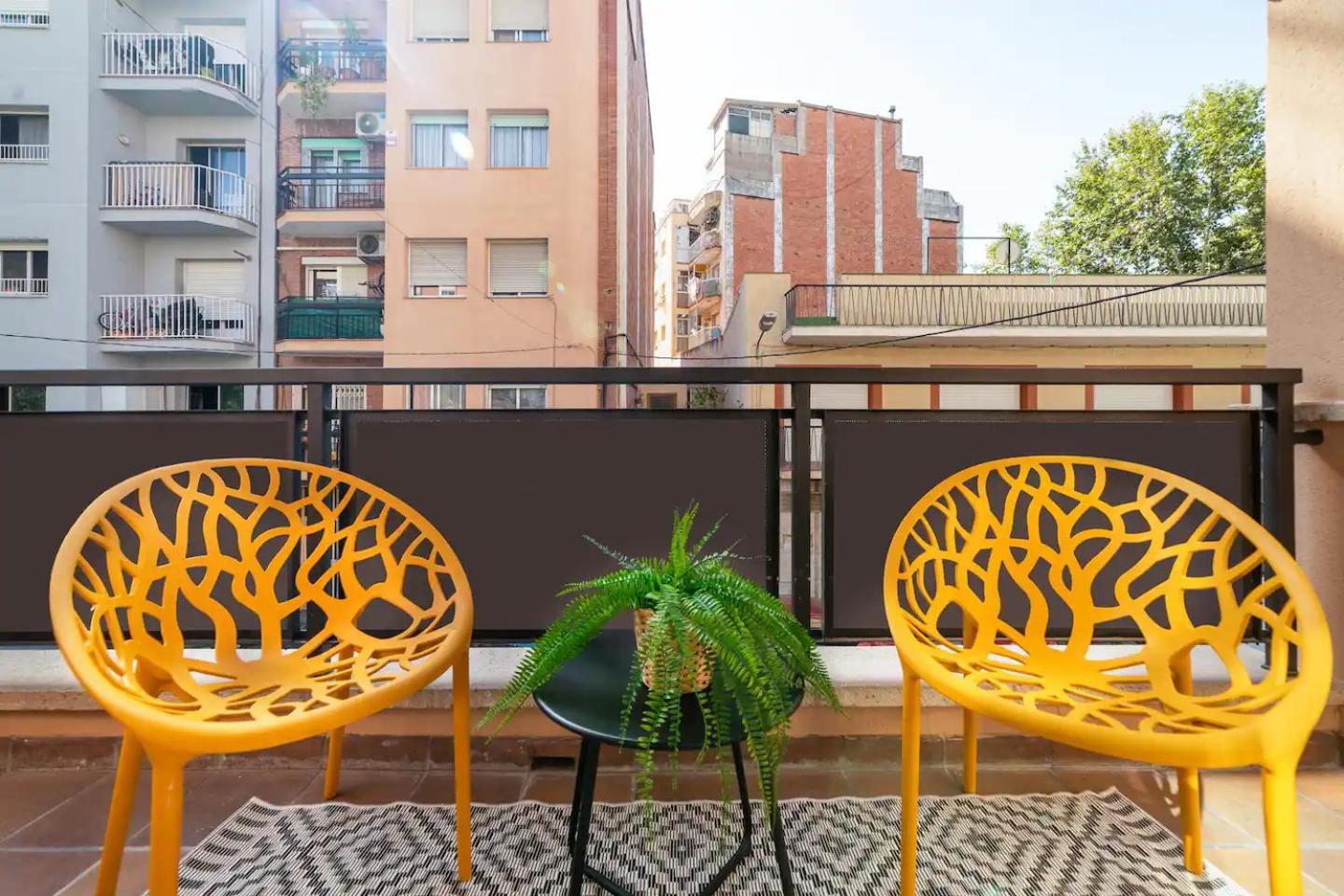 Soler Apartments 圣阿德里安-德贝索斯 外观 照片