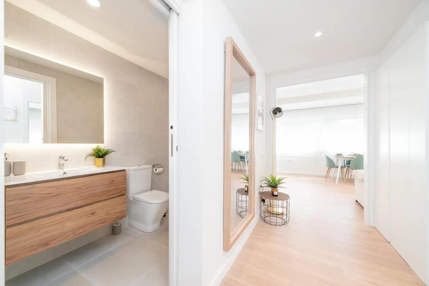 Soler Apartments 圣阿德里安-德贝索斯 外观 照片