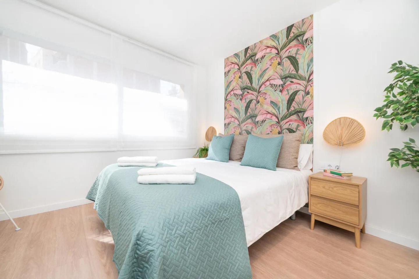 Soler Apartments 圣阿德里安-德贝索斯 外观 照片