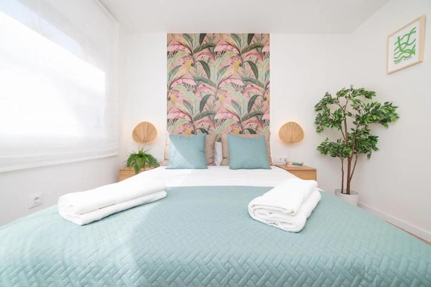 Soler Apartments 圣阿德里安-德贝索斯 外观 照片